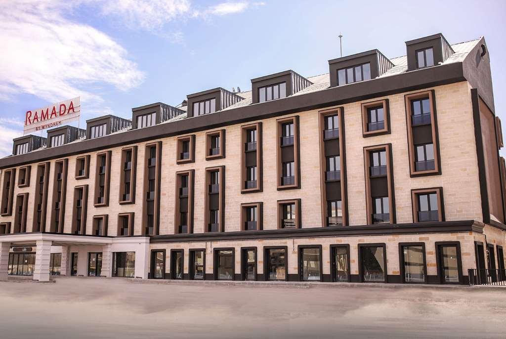 Ramada By Wyndham Erzurum Exterior photo